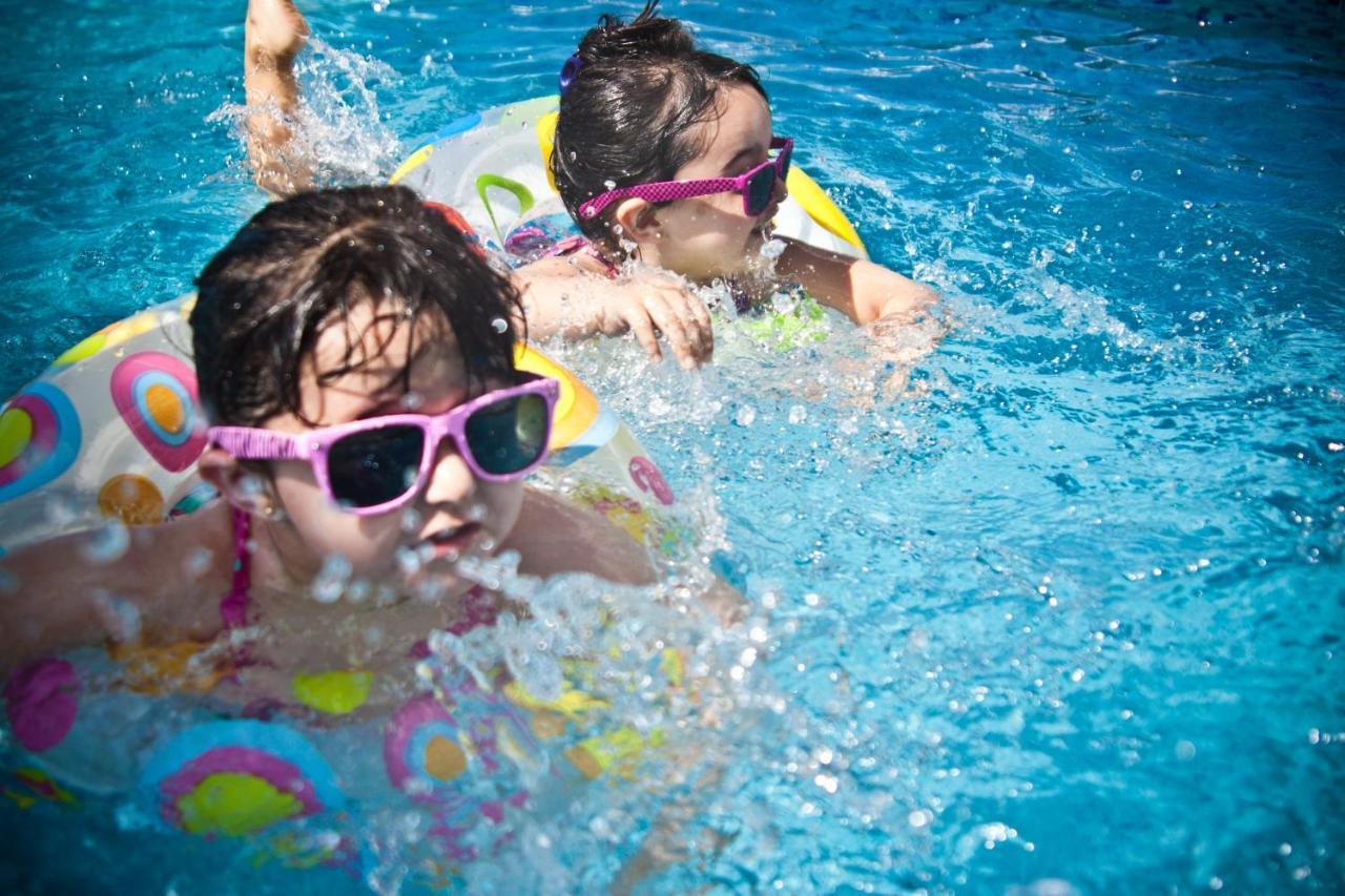 Country Inn Goa Varca Beach - 2 Minutes Walk To The Beach Εξωτερικό φωτογραφία